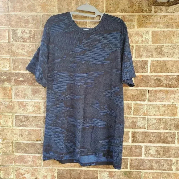 Lululemon Metal Vent Tech Short Sleeve Size Xl - Picture 1 of 3